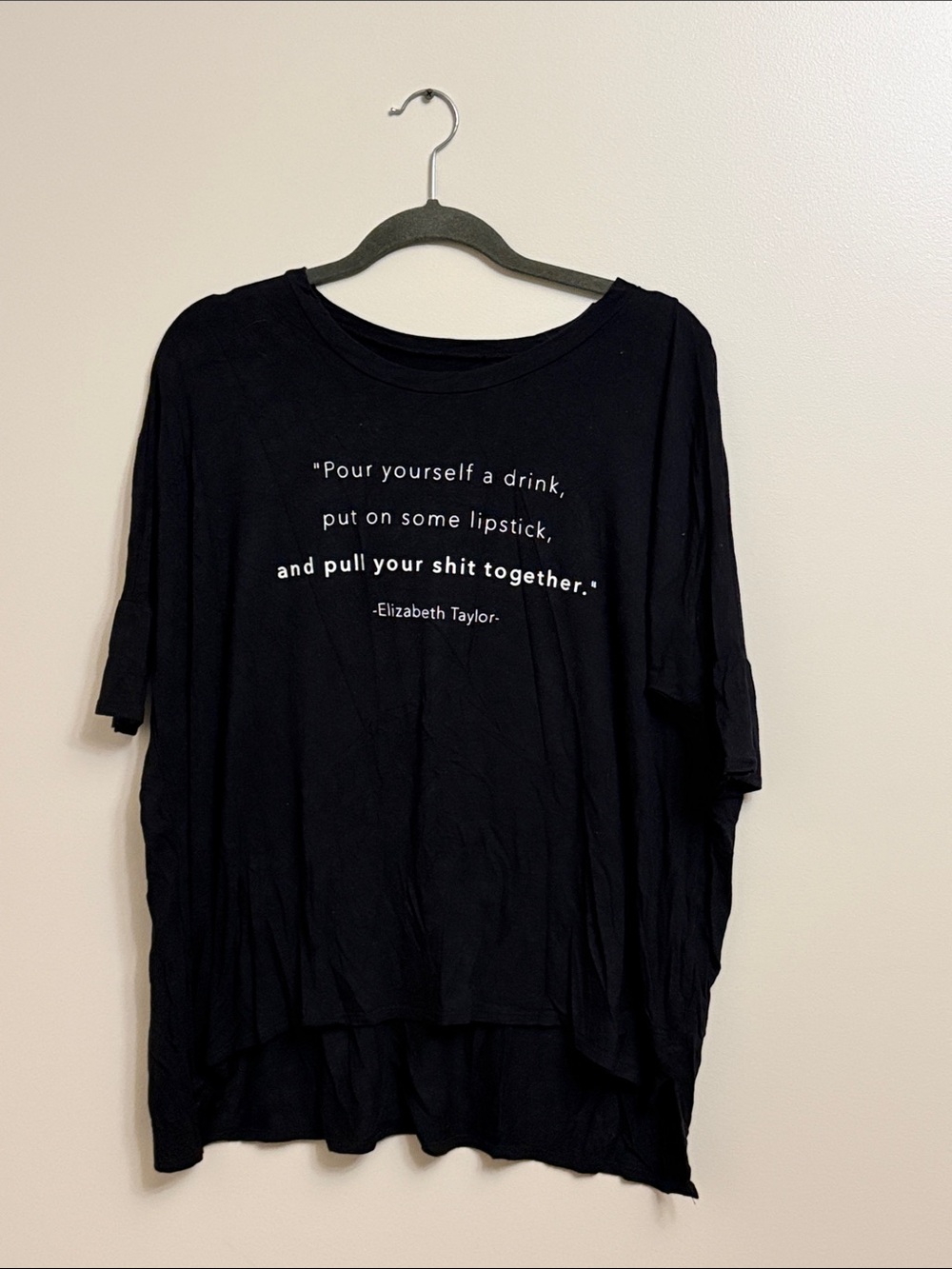 Black Short Sleeve Graphic Tee with Elizabeth Taylor Quote